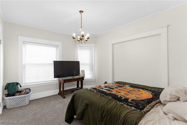 827 Michigan Avenue, Youngstown, OH 44504