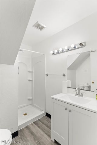 827 Michigan Avenue, Youngstown, OH 44504