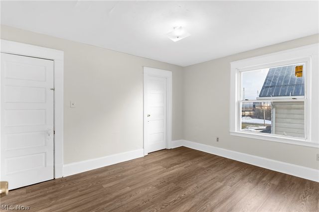 827 Michigan Avenue, Youngstown, OH 44504