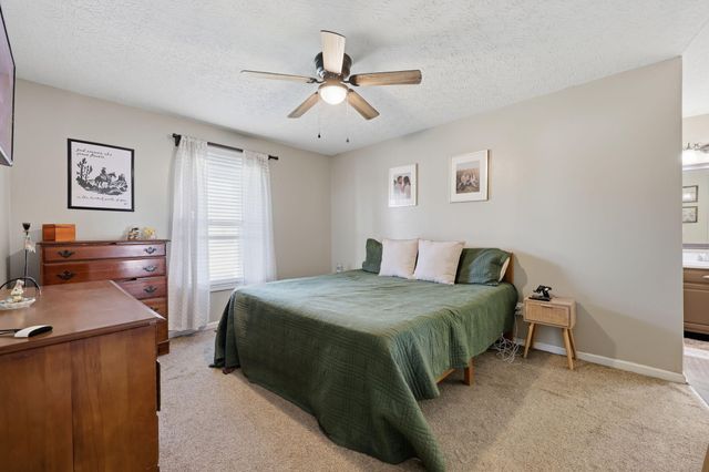 516 Chaucer Drive, Lawrenceburg, KY 40342