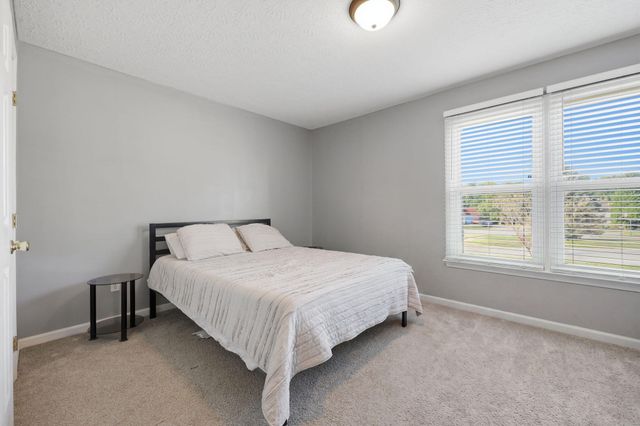 516 Chaucer Drive, Lawrenceburg, KY 40342