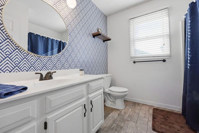516 Chaucer Drive, Lawrenceburg, KY 40342
