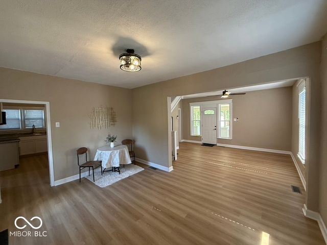 404 E Monroe Street, Alexandria, IN 46001