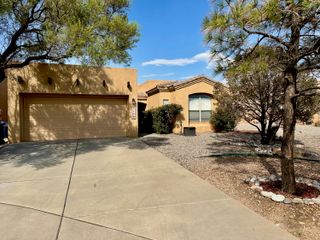 1109 Via Tomas NE, Albuquerque, NM 87113