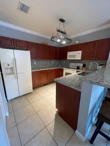 9217 SW 227th St 12, Cutler Bay, FL 33190