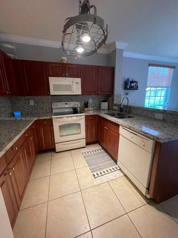 9217 SW 227th St 12, Cutler Bay, FL 33190