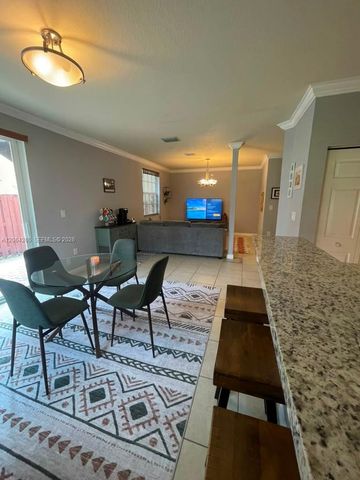 9217 SW 227th St 12, Cutler Bay, FL 33190