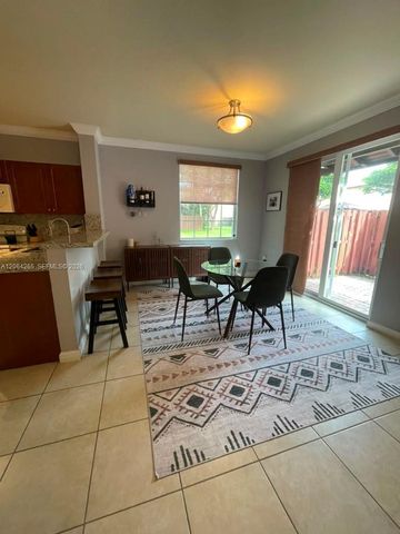 9217 SW 227th St 12, Cutler Bay, FL 33190