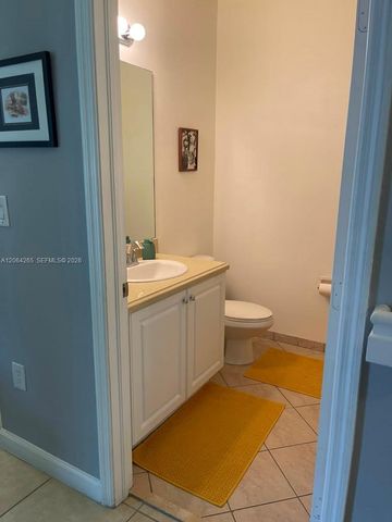 9217 SW 227th St 12, Cutler Bay, FL 33190