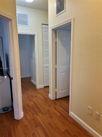 9217 SW 227th St 12, Cutler Bay, FL 33190