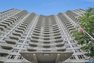 2000 Linwood Avenue 23E, Fort Lee, NJ 07024