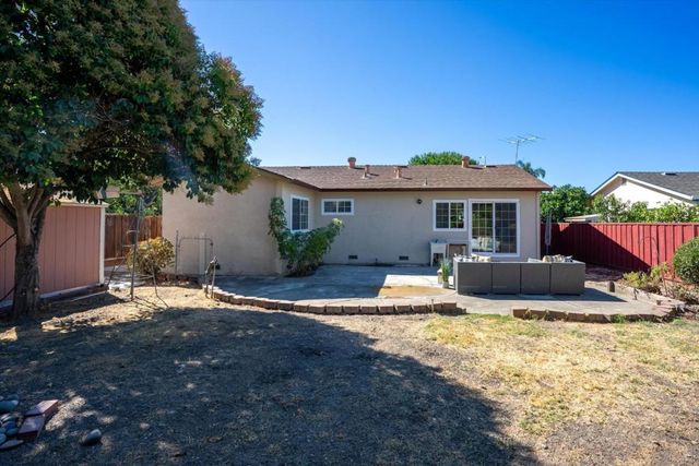 1283 Traughber Street, Milpitas, CA 95035