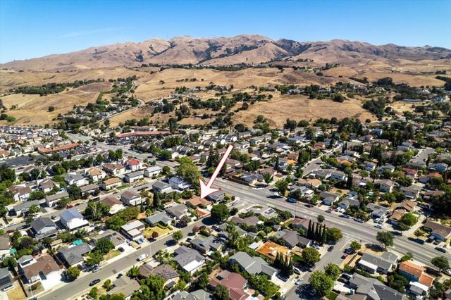 1283 Traughber Street, Milpitas, CA 95035