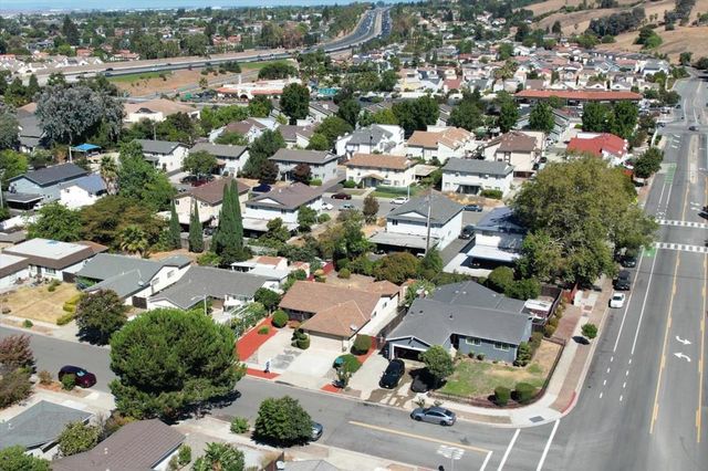 1283 Traughber Street, Milpitas, CA 95035