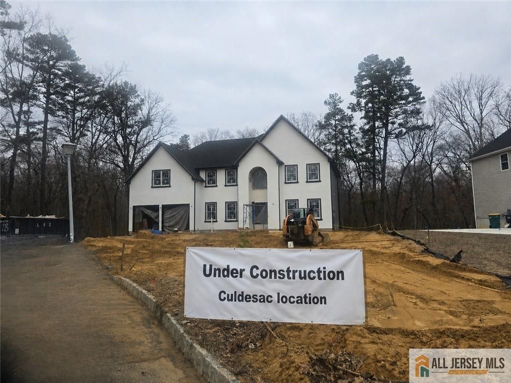 184 River Road, Monroe, NJ 08831
