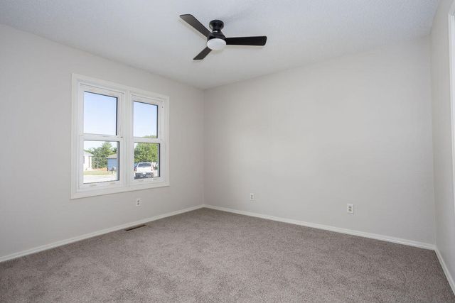 1502 S 17th Avenue, Ozark, MO 65721