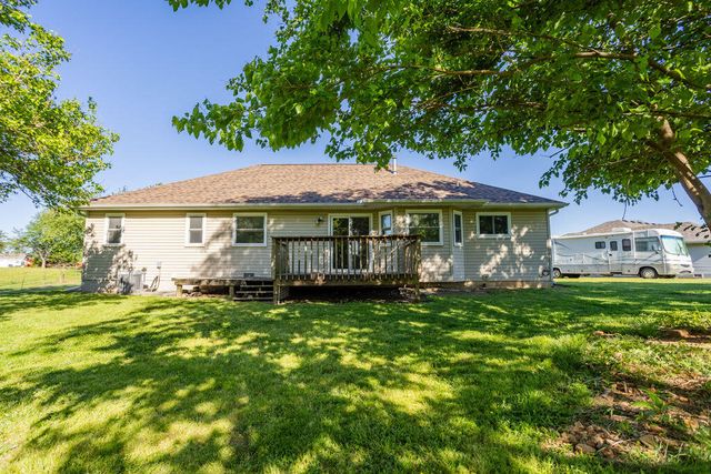 1502 S 17th Avenue, Ozark, MO 65721