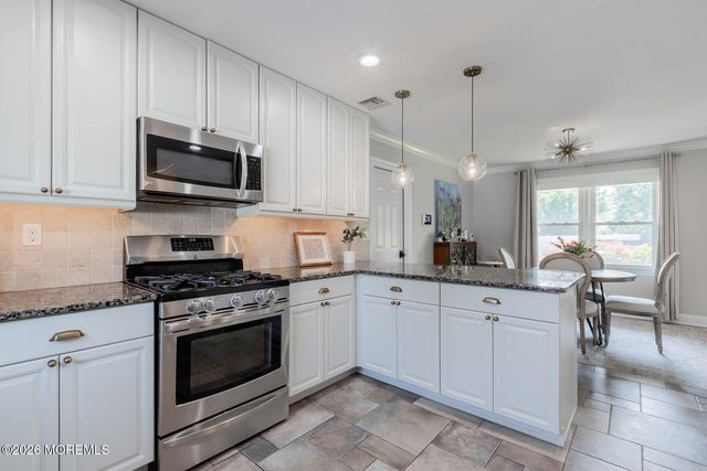 394 Maple Drive, Belford, NJ 07718