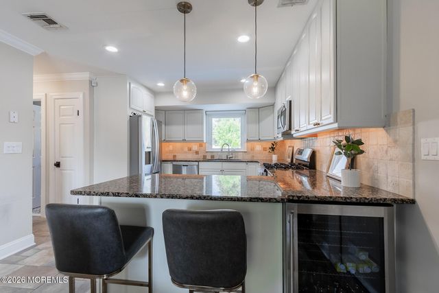 394 Maple Drive, Belford, NJ 07718