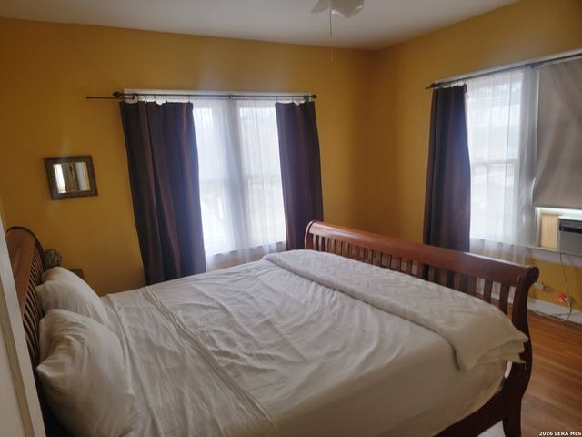 273 E Lullwood Ave, San Antonio, TX 78212