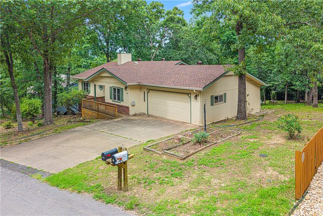 36 Sandwick Drive, Bella Vista, AR 72715