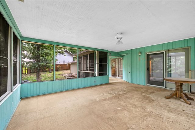 36 Sandwick Drive, Bella Vista, AR 72715