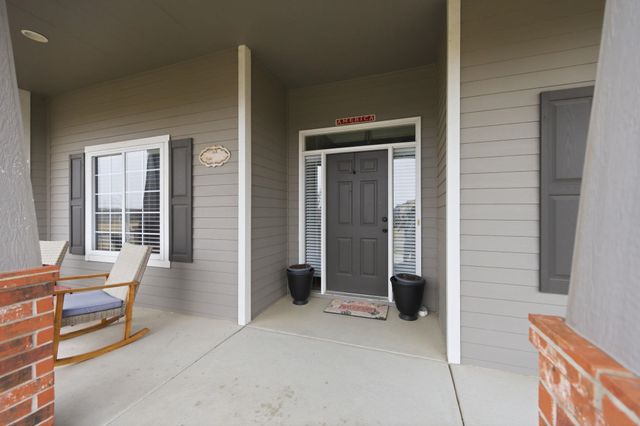 6611 E Central Park Ave, Bel Aire, KS 67226