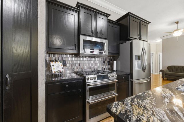 6611 E Central Park Ave, Bel Aire, KS 67226