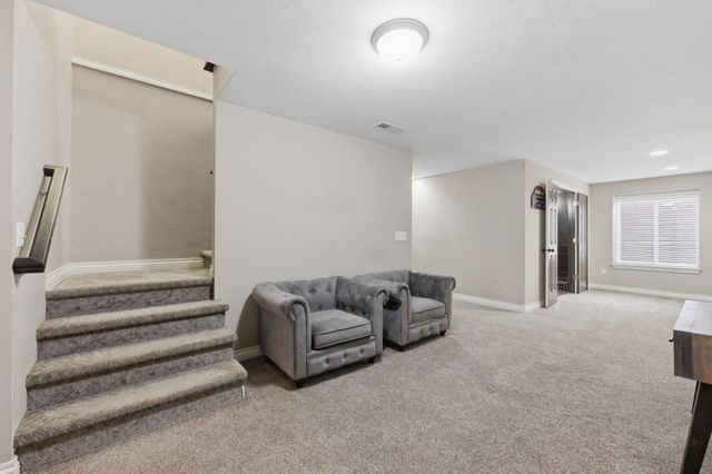 6611 E Central Park Ave, Bel Aire, KS 67226