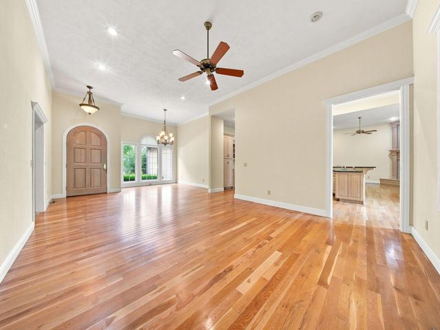 3411 E Anne Street, Ozark, MO 65721