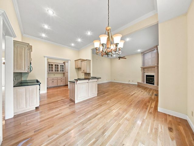 3411 E Anne Street, Ozark, MO 65721
