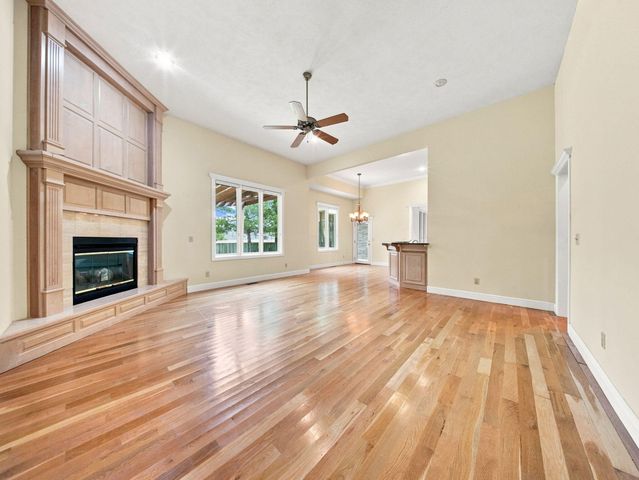 3411 E Anne Street, Ozark, MO 65721