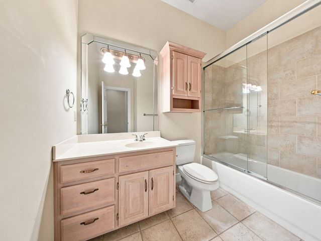 3411 E Anne Street, Ozark, MO 65721