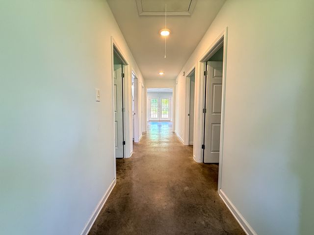 2130 Indian Mound Rd, Woodlawn, TN 37191