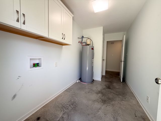 2130 Indian Mound Rd, Woodlawn, TN 37191