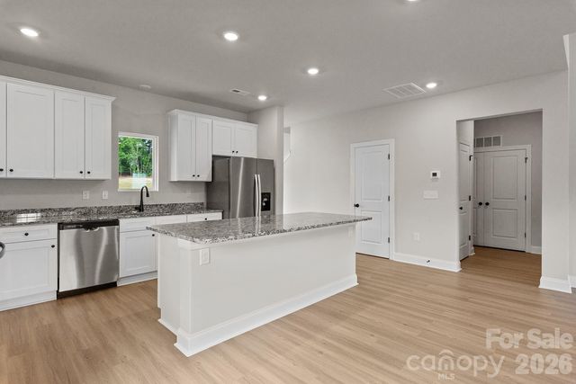 6626 Fairford Drive, Charlotte, NC 28215