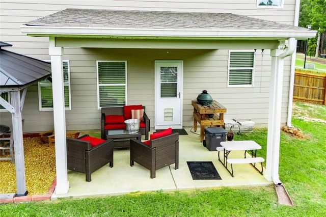 256 Tripp Lane, Carrollton, GA 30117