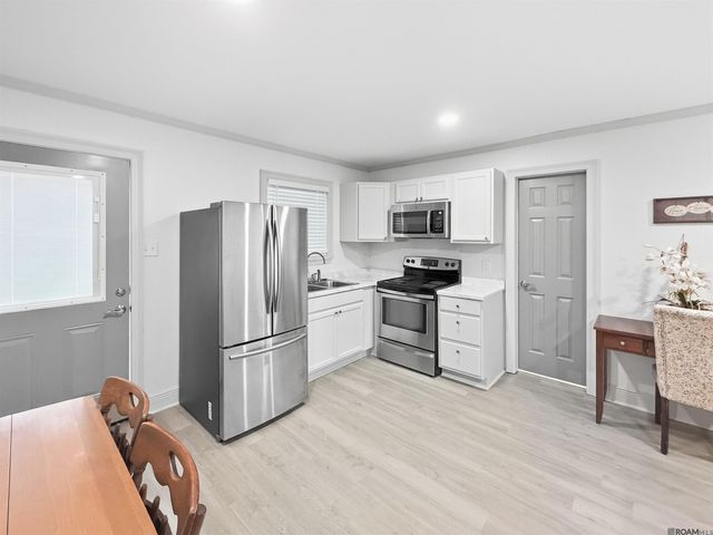 9808 Arnold Rd, Denham Springs, LA 70726