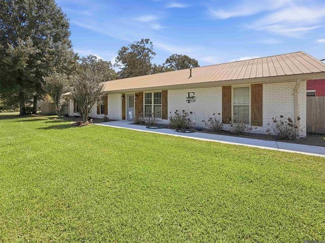 9808 Arnold Rd, Denham Springs, LA 70726