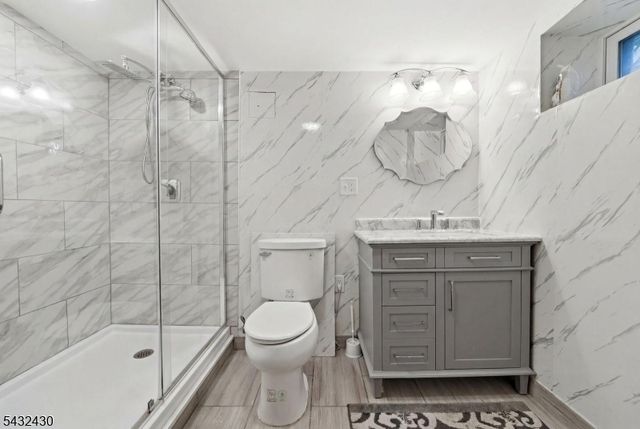 35 Deerfield Dr, West Orange Twp., NJ 07052