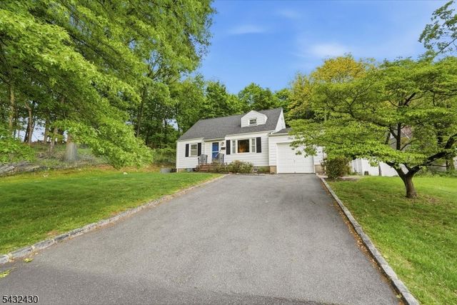 35 Deerfield Dr, West Orange Twp., NJ 07052