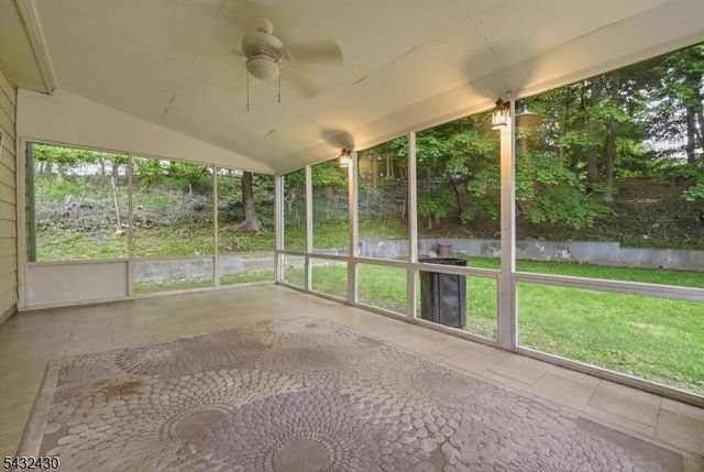 35 Deerfield Dr, West Orange Twp., NJ 07052