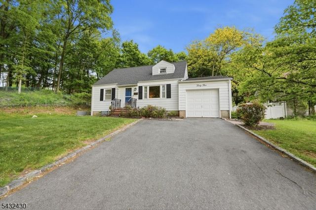 35 Deerfield Dr, West Orange Twp., NJ 07052