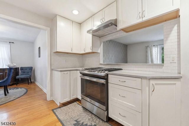 35 Deerfield Dr, West Orange Twp., NJ 07052