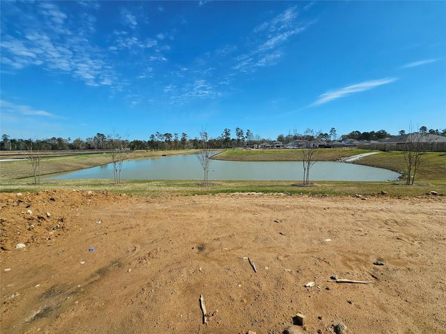 10439 Sugar Mill, Conroe, TX 77306