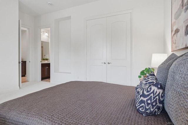 8624 Tillage, San Diego, CA 92127