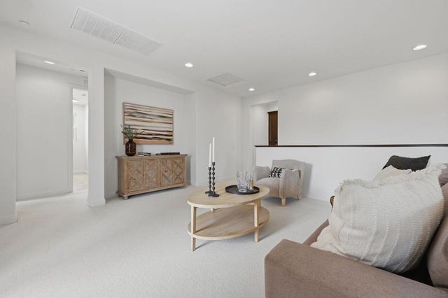 8624 Tillage, San Diego, CA 92127
