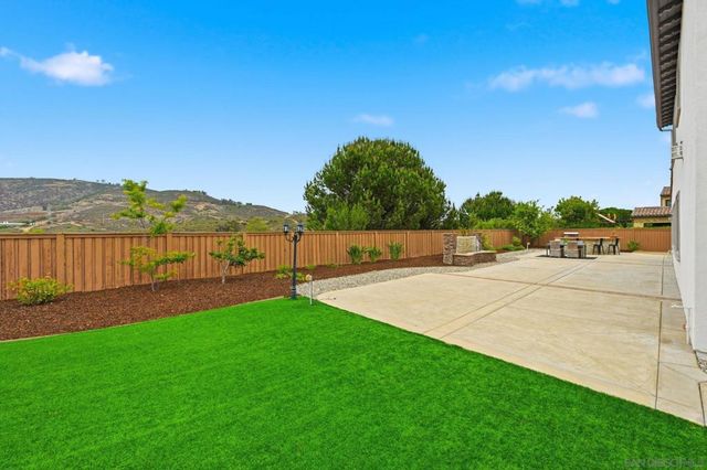 8624 Tillage, San Diego, CA 92127