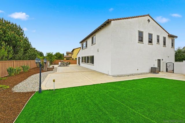 8624 Tillage, San Diego, CA 92127