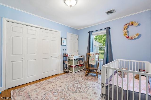 17 Cherry Ln, Mendham Twp., NJ 07945